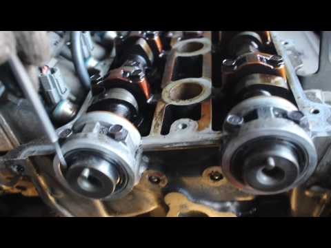 Видео: Замена сальников распредвалов и коленвала мазда 626, 1996 года, 1 8 бензин