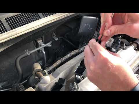 Видео: Замена разъема катушки зажигания Toyota (артикул: 90980-11885)