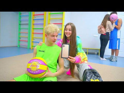 Видео: Диана је купила телефон за кошаркаша | Да ли је кошаркаш варалица?