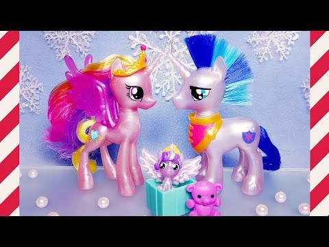 Видео: Королевская семья - Best Gift Ever - обзор игрушек My Little Pony