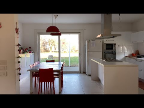 Видео: Италия, рум тур : как живет семья из 5 человек