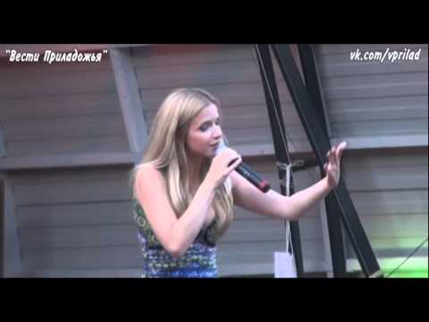 Видео: Юлия Михальчик. "Черемуха белая". День города Сортавала.