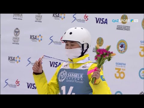 Видео: Этап Кубка мира по фристайлу. Алматы. Лыжная акробатика. Жанбота Алдабергенова - бронзовый призёр