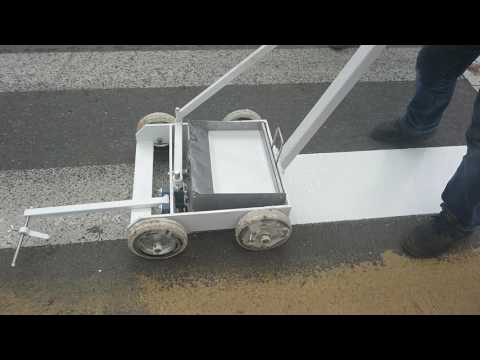 Видео: Разметка холодным пластиком