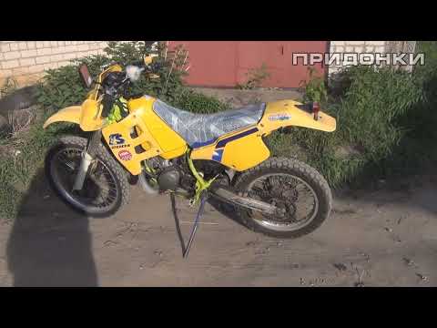 Видео: Едем в гости к Александру Карпову на Suzuki TS200R, осмотреть очередную JAWA.