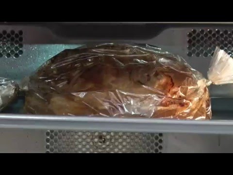 Видео: 5. Рваная говядина из трехглавой мышцы КазБиф