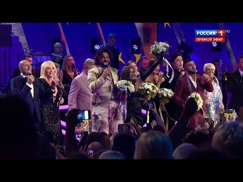 Видео: Ирина Аллегрова, Игорь Крутой и другие звезды "Ангел-хранитель мой" Новая волна 2019