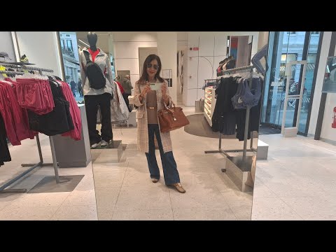 Видео: Италия Падуя итальянская жизнь спортивных