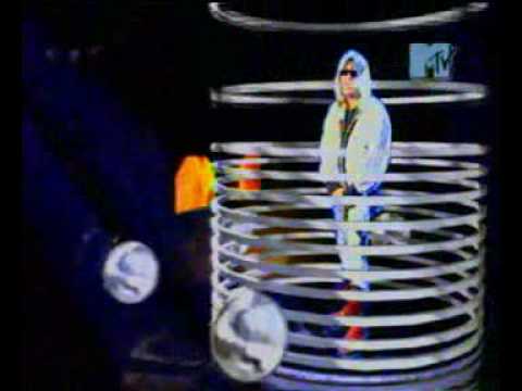 Видео: щит-парад  - кирилл ли - мне холодно.avi