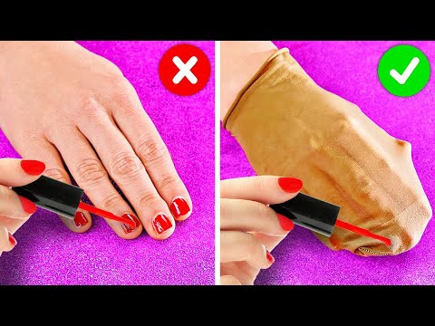 Видео: 32 ЛАЙФХАКА, КОТОРЫЕ ДОЛЖНА ЗНАТЬ КАЖДАЯ ДЕВУШКА