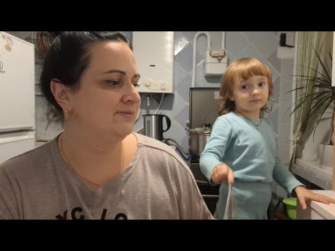 Видео: За вухо і в вікно - за такі виходки,Харків