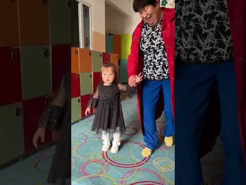 Видео: Айсафи 1 жас 11 ай.Балабақшаға алғаш баруы.18.09.2025