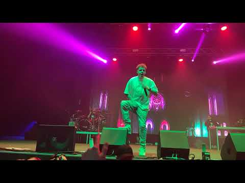 Видео: MARKUL — ДЕНЬГИ НА ВЕТЕР (LIVE Киев 22.12.21 Stereoplaza)