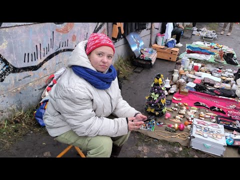 Видео: НЕОЖИДАННЫЕ НАХОДКИ НА БАРАХОЛКЕ 💰🧐💵