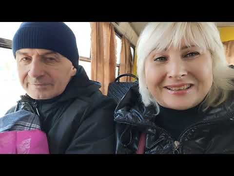 Видео: ДЕНЬ РОЖДЕНИЯ МАМЫ. ПОЗДРАВЛЕНИЯ, ПОЖЕЛАНИЯ И РАРИТЕТНЫЕ ВЕЩИ.ПЛОВ В КАЗАНЕ И ЛЕТНИЙ САЛАТ В ФЕВРАЛЕ