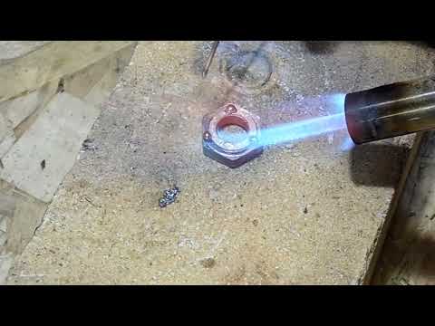 Видео: Пайка латуни медно фосфорным припоем. Soldering brass with copper-phosphorus solder