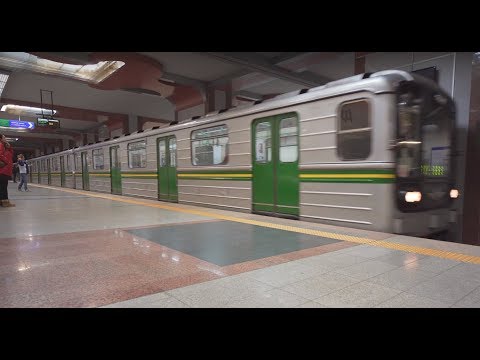 Видео: Bulgaria, Sofia, Metro night ride from Джеймс Баучер to Сердика
