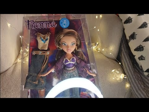 Видео: Моя новая Bratz! Фианна😍 Распаковка и обзор!