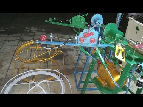 Видео: Настройка и работа станка для сетки рабица.