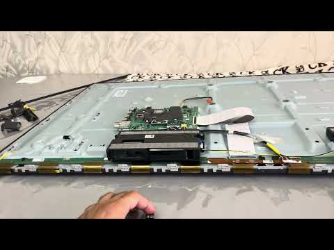 Видео: Моргает мерцает экран телевизора Samsung UE55AU7100U