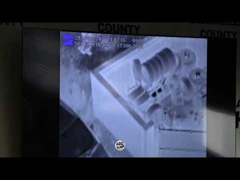 Видео: Офис шерифа опубликовал подробности смертельной стрельбы по вооруженному грабителю
