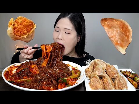 Видео: мукбанг, пряный, кимчи, лапша, ASMR.