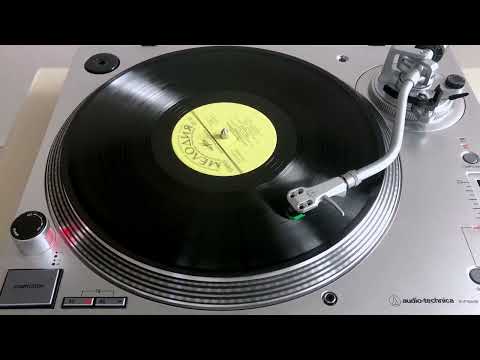 Видео: Игорь Назарук, Алексей Кузнецов, Алексей Исплатовский, Андрей Чернышев – Утверждение  (Side 2)