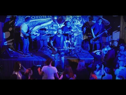 Видео: СРАЗУ МАЙ - Переверни мой мир (concert video)