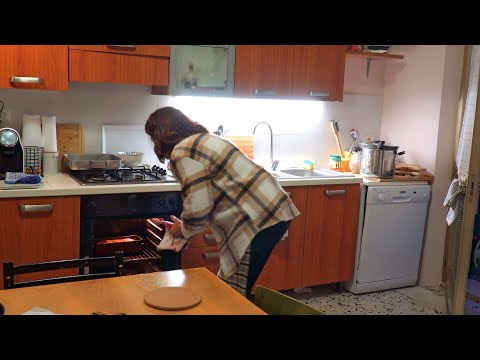 Видео: Вкусы, традиции и тепло в итальянской семье осенью | Черничный сливовый пирог