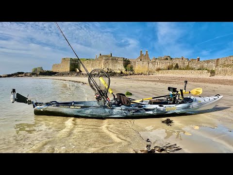 Видео: Ловля рыбы на приманку в районе замка Элизабет — Ловля окуня на приманку — Поверхностные приманки...