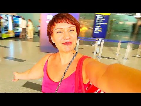 Видео: Дорожный влог | Москва - Аланья | Duty Free распродажа|Купила духи| | Попали в аварию