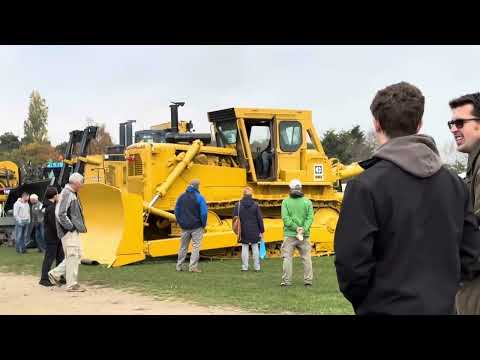 Видео: Большой день на выставке в Ньюарке. Празднование 100-летия Caterpillar. Часть первая 👍