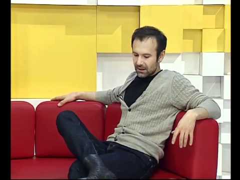 Видео: Святослав Вакарчук проходить Face Control в Дні MTV