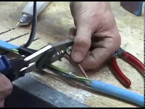 Видео: 🔴 Герметизація кабелю свердловинного насоса термоусадковою муфтою | Надійний захист під водою