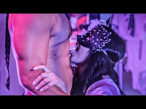 Видео: Жена Застукала Мужа с ЭCKOPTHИЦEЙ и Решила ОТОМСТИТЬ! [Пересказ]