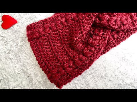 Видео: Простая но очень красивая повязка на голову крючком