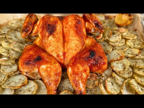 Видео: Мега Простой и Сочный Рецепт Курицы в духовке. Это самый удачный рецепт запекания курицы целиком!