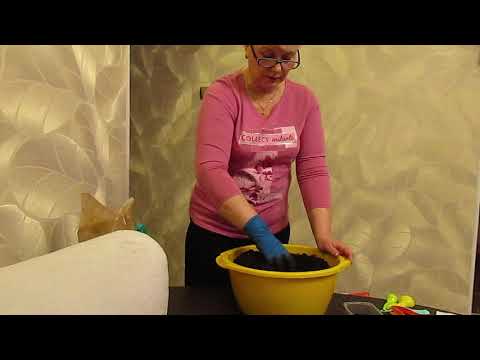 Видео: Готовлю грунт для посева семян.