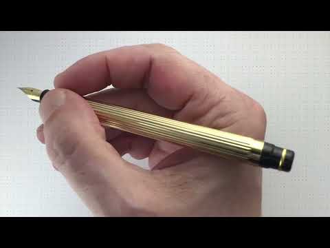 Видео: Обзор перьевой ручки Cross Metropolis