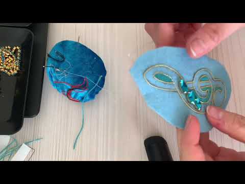 Видео: Мастер класс броши скрипичный ключ