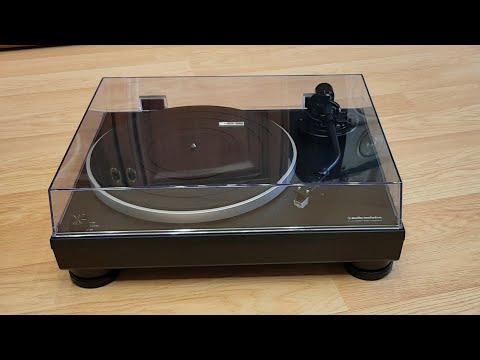 Видео: Виниловый проигрыватель Audio-Technica AT-LP5 - Распаковка - unboxing