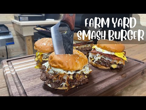Видео: ФЕРМЕРСКИЕ ДВОРИК, РАЗДАВЛИВАЕМ БУРГЕРЫ НА СКОВОРОДЕ BLACKSTON!!!!!