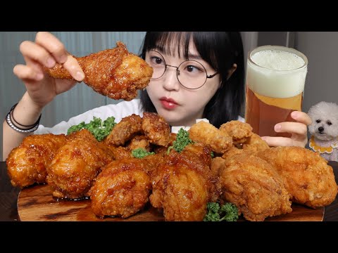 Видео: Сладко-хрустящая домашняя курочка и холодное пиво🍗🍺Mukbang ASMR