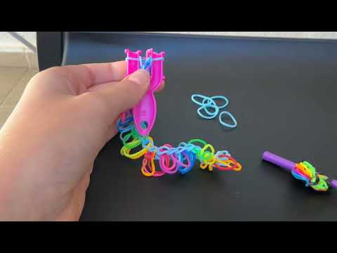 Видео: Как плести браслет лестница на рогатке😍/Tutorial on a ladder bracelet (on a slingshot😚☺️#diy 