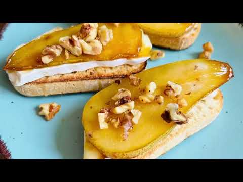 Видео: 🔥Горячая Брускетта с карамелизированной грушей и сыром Бри!