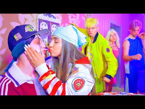 Видео: Диана има везу са зомбијем?! | Дајанин дечко је сазнао истину!