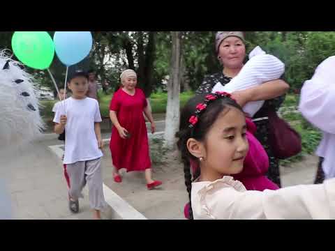 Видео: Аксы району.Мундуз айылы.Азизханды төрөт үйүнөн чыгаруу .05.07.2024.