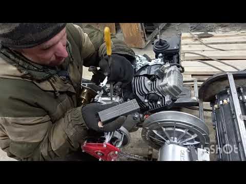 Видео: Самодельный снегоход Хантер500.  Установка и регулировка двигателя.