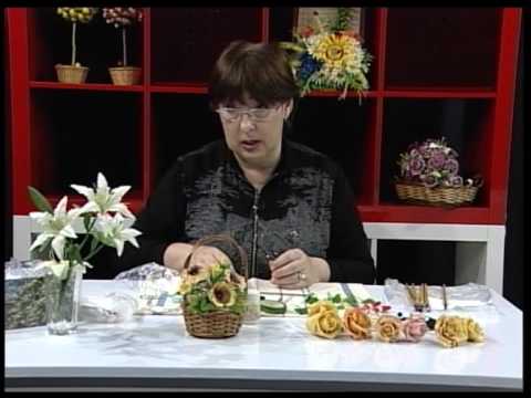 Видео: Уроки рукоделия.  Анютины глазки. Часть 2