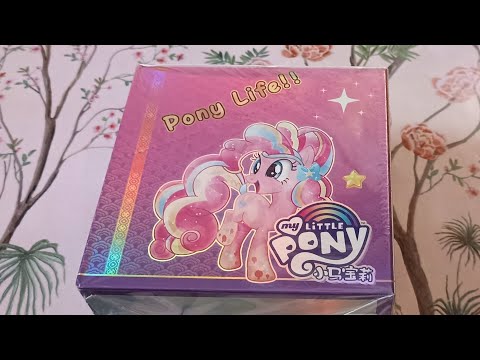 Видео: Коллекционные карточки по вселенной «My Little Pony»